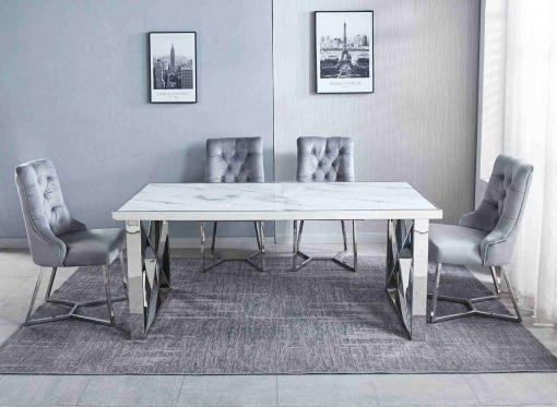 Table à manger rectangulaire effet marbre blanc et pieds argentés ISORE